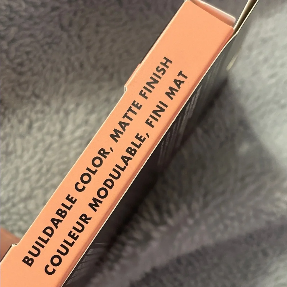ELF Primer-Infused Matte Blush - Warm Peach